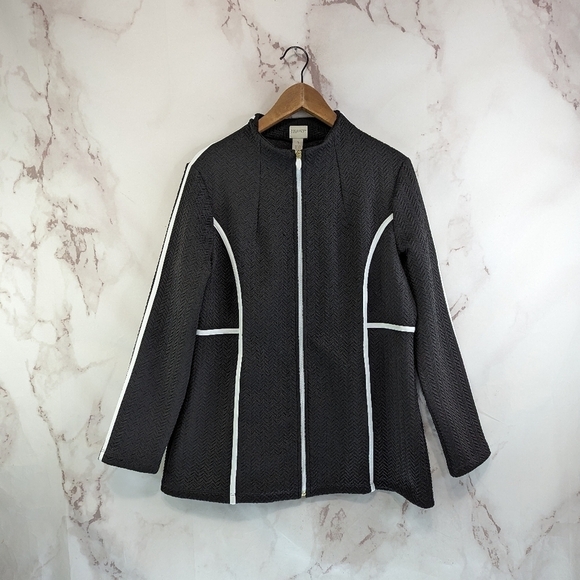 Chicos Zenergy Jacket Womens Medium 1 Black White Textured Knit Zip - Picture 11 of 13